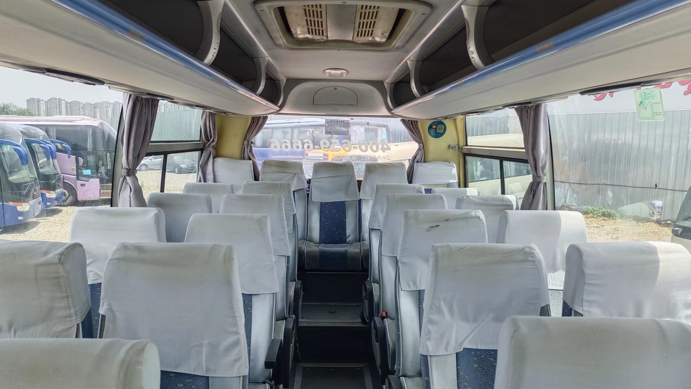 Used Travel Bus Pink Color 51 Seats Air Conditioner 11 Meters Big Luggage Compartment 2nd Hand Yutong ZK6110