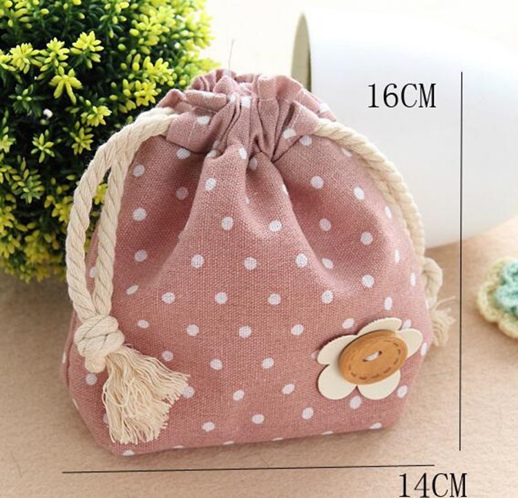 Hot selling lovely customized promotional calico drawstring bag small candy pouch cute Mimi pocket for gift