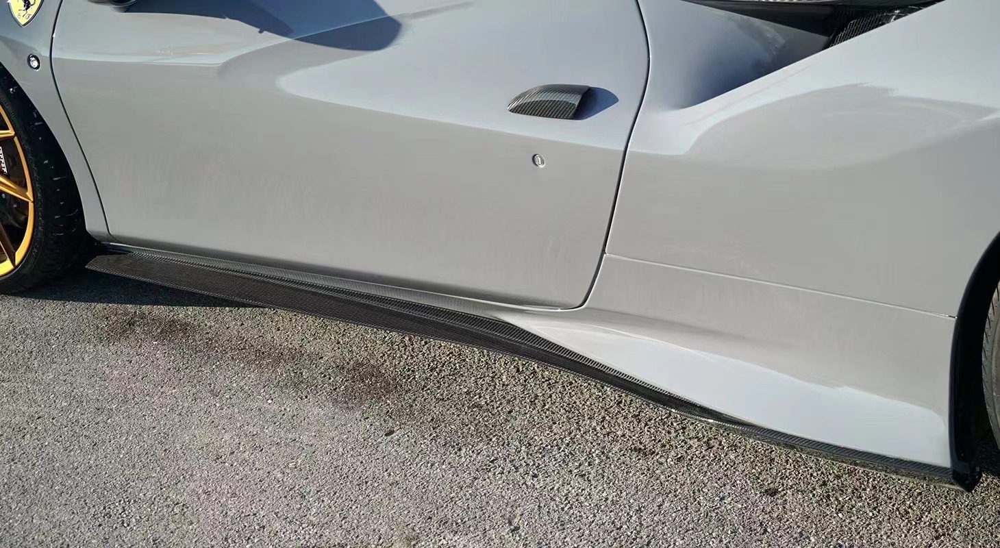 Novit Style Carbon Fiber Body Kit for Ferrari F8 Carbon Fiber Body Kit Front Shovel Rear Diffuser Spoiler
