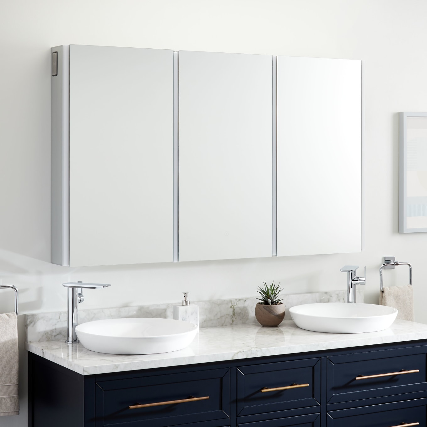 OEM Aluminum Intelligent Defogging Led Mirror Cabinet Mirrors For Bathroom
