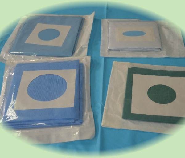 Green Medical Adhesive Disposable Fenestrated Drape For Hospital Clinic Surgery