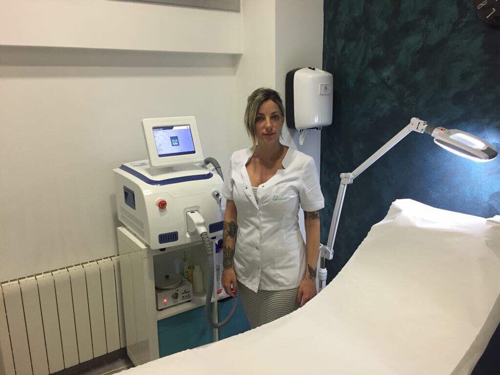 2 Million Shots Lifetime IPL SHR Hair Removal Machine Portable Beauty Machine