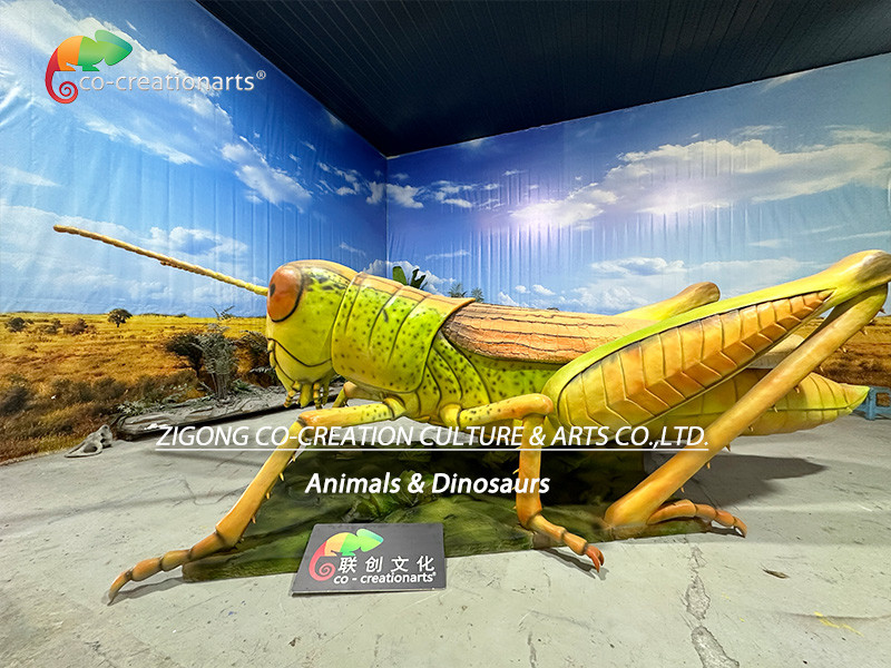Animatronic Insects Simulation Locust For Theme Park Decoration