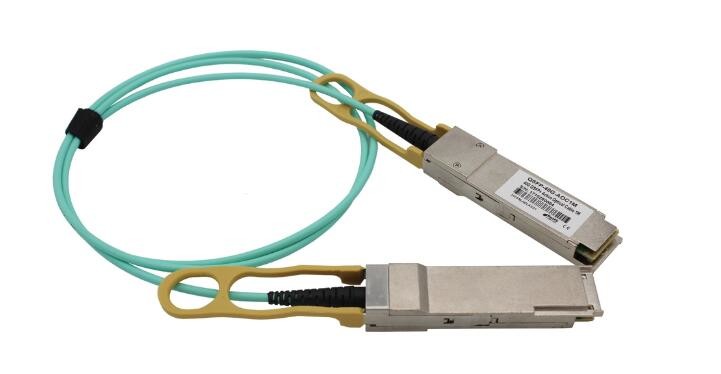 Data Center 40G QSFP to 4 SFP+ AOC Active Optical Cable