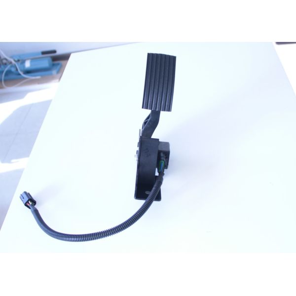 PBT+PA6 Electric Foot Throttle / Electronic Left Foot Accelerator Pedal TIA-C01S1503