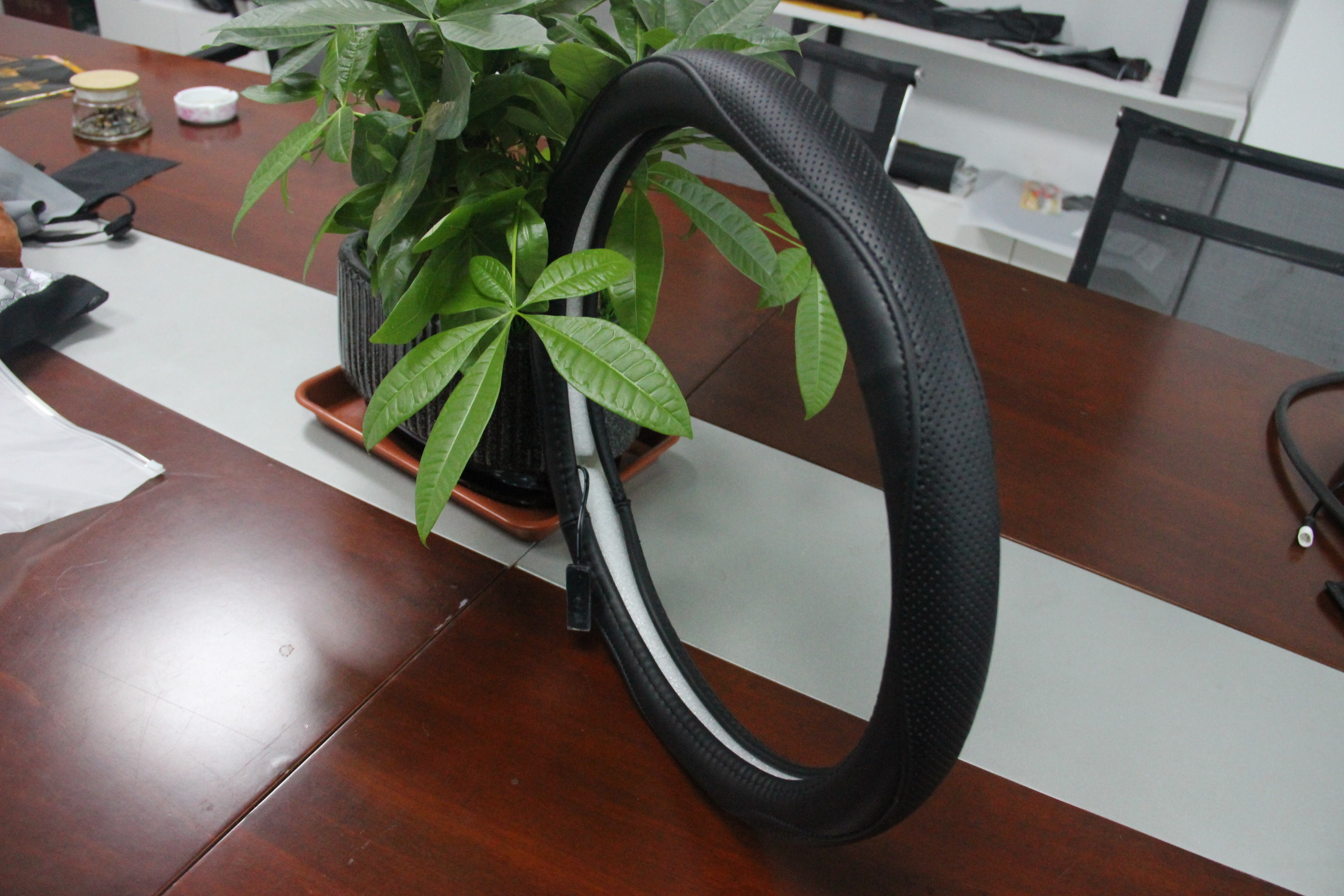 Cover Leather Heating Steering Wheel USB Charging For Car Usage
