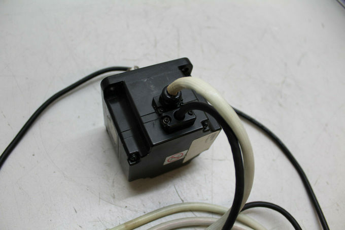 SGMPH-02DAA-YG12 Yaskawa Servo Drive 400v 200w  Original New 3 Working Days Delivery 2