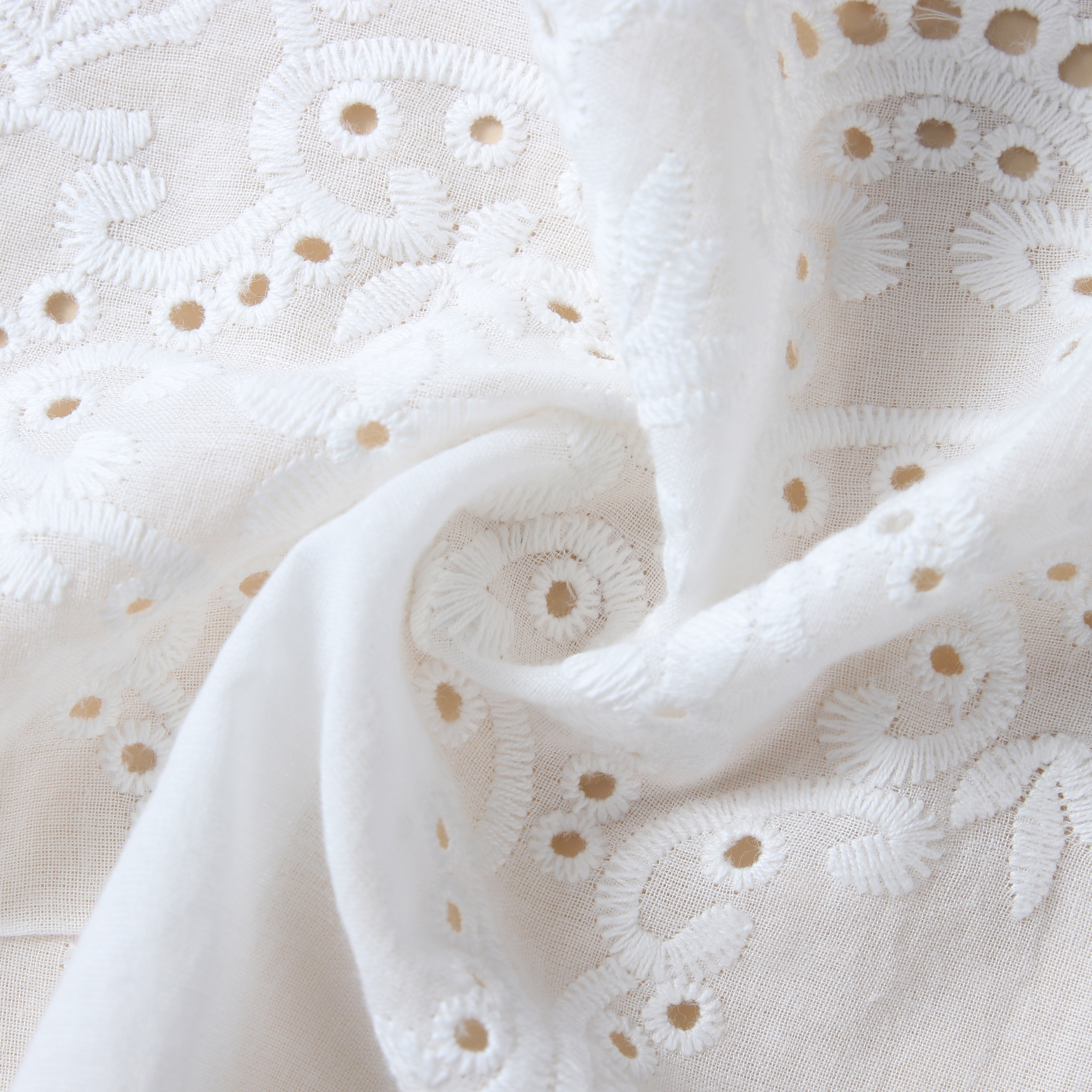 Polyester Embroidery Lace Fabric White Embroidery Lace Trim For Dress