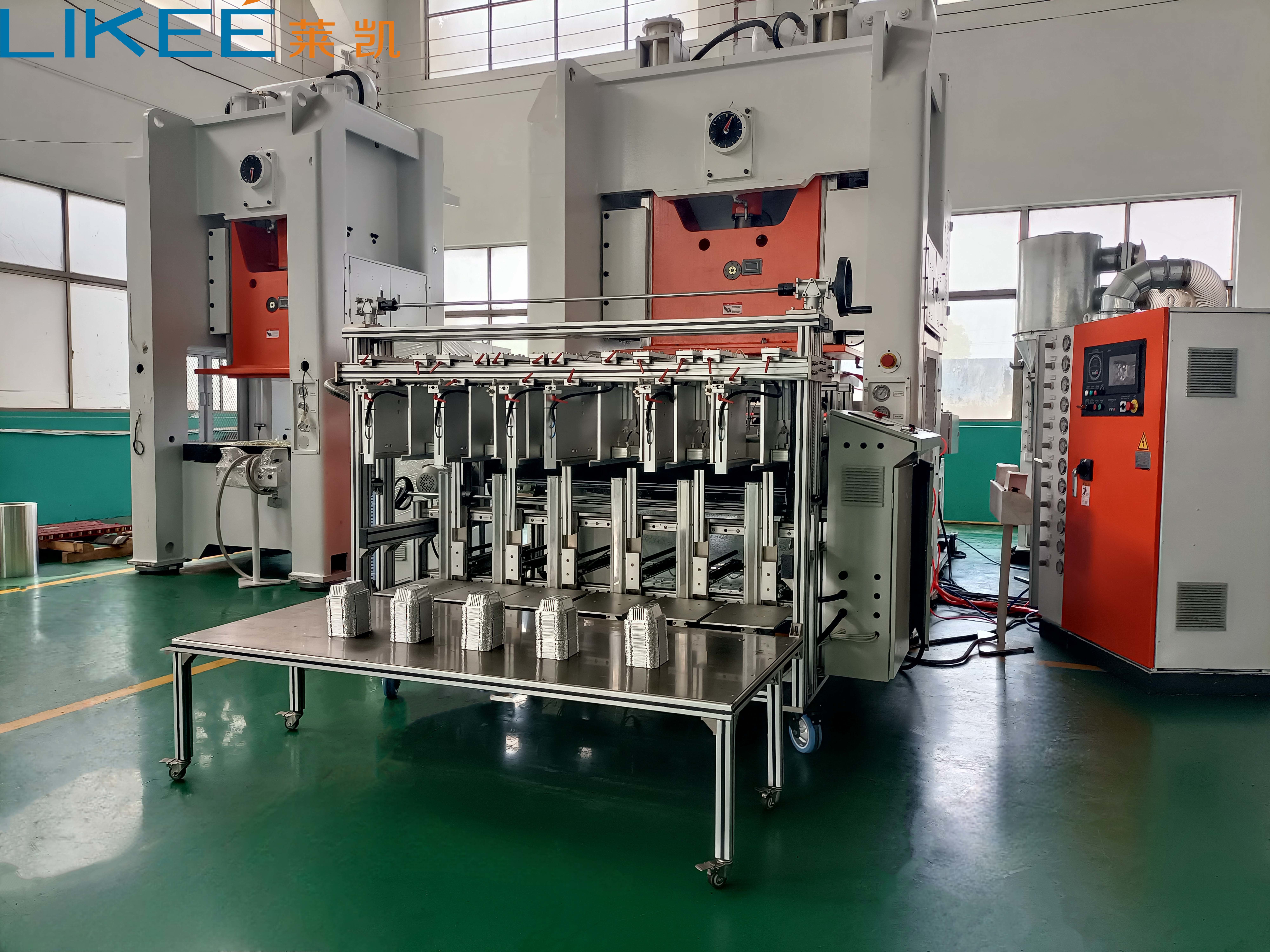 Disposible Aluminum Foil Food Container Machine 3Phases 35~68 Strokes Per Minute