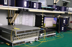 Dual LC DWDM SFP+ Transceivers 10.3125 11.09Gpbs 50ghz 80km CH17-61 C-BAND SMF