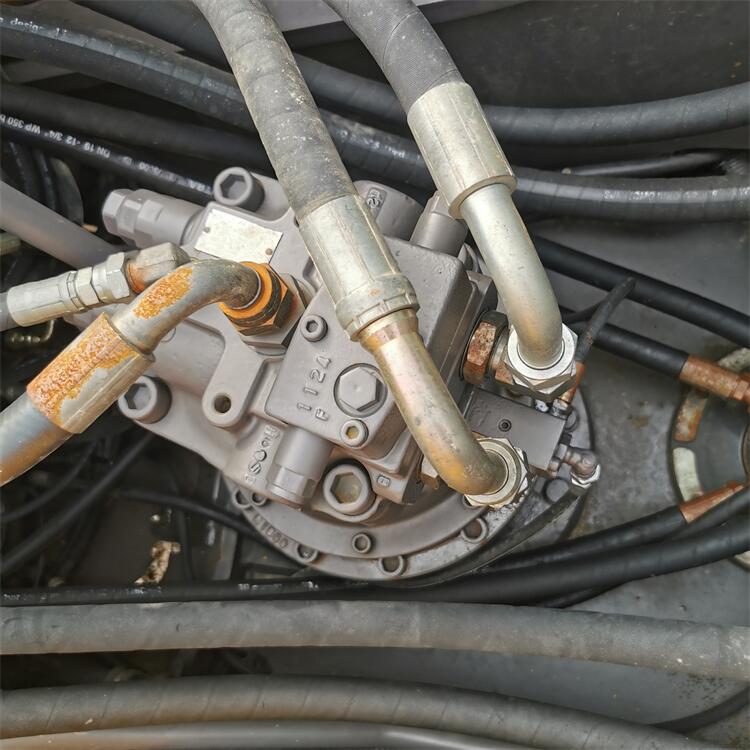 Used Volvo 210 Tracked Excavator with ORIGINAL Hydraulic Cylinder and 650 Working Hours