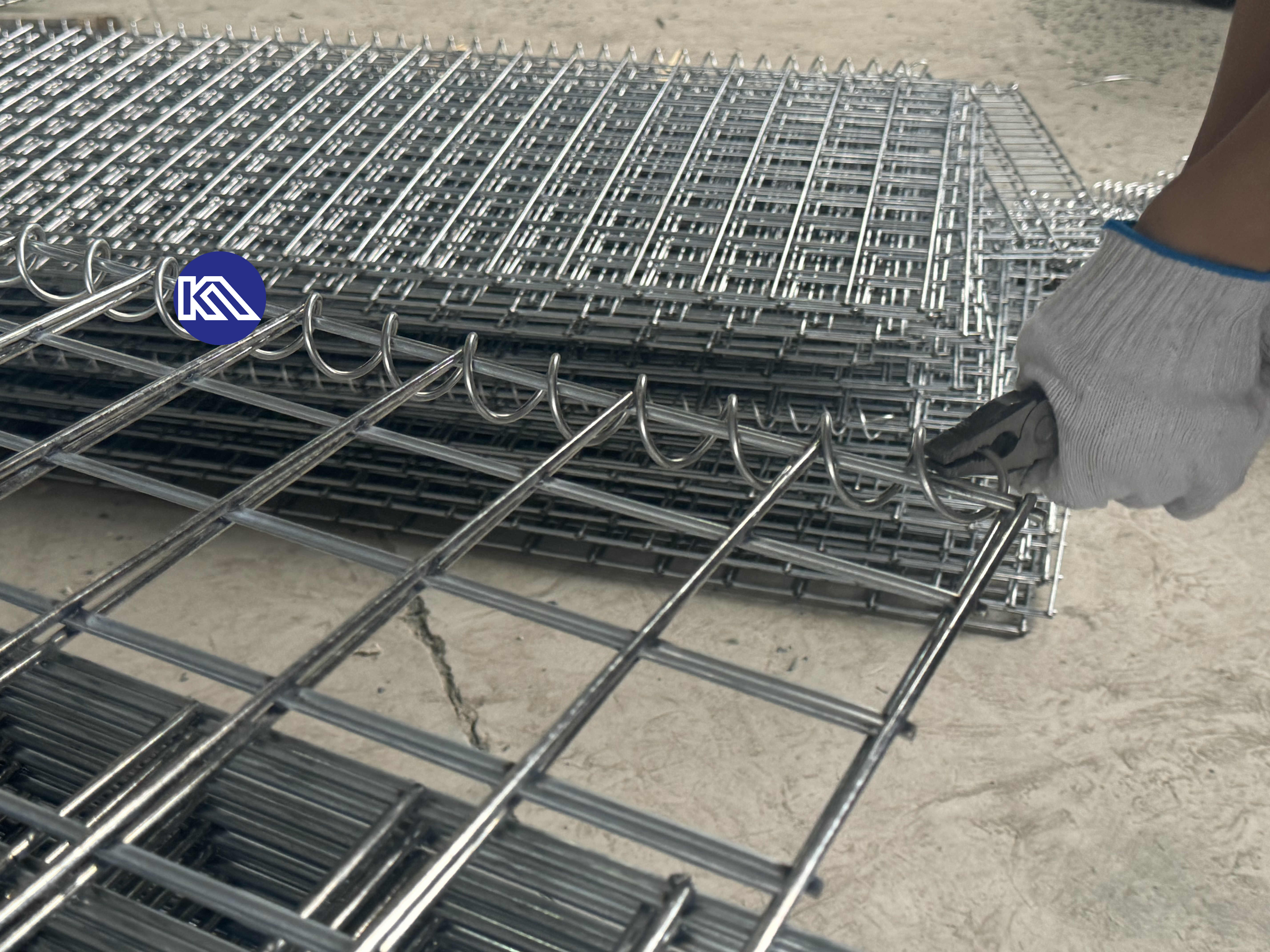 Hot Selling Security Defensive Barrier Bastion Sand-Filled Defense Barriers Defense Wall