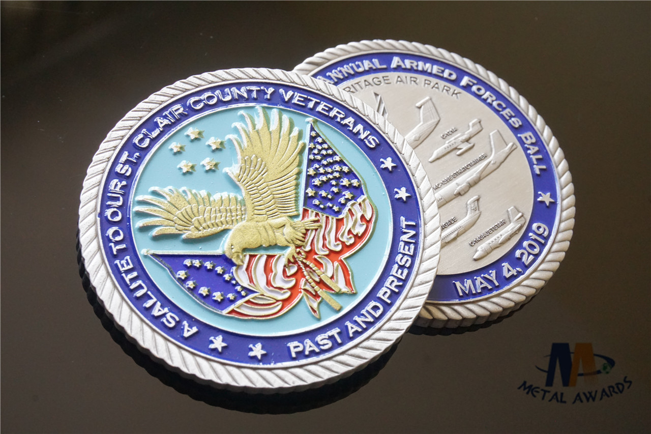 Human Type Custom Challenge Coins Soft Enamel Both Side For Home Decorations