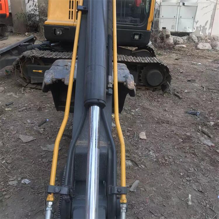 2019 Used Volvo EC55 excavator EC55B Crawler digger ORIGINAL Hydraulic Cylinder hot sellin