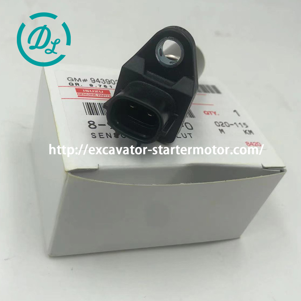 8-94390279-0 Engine Parts Revolution Speed Sensor 8943902790 Engine 6HK1