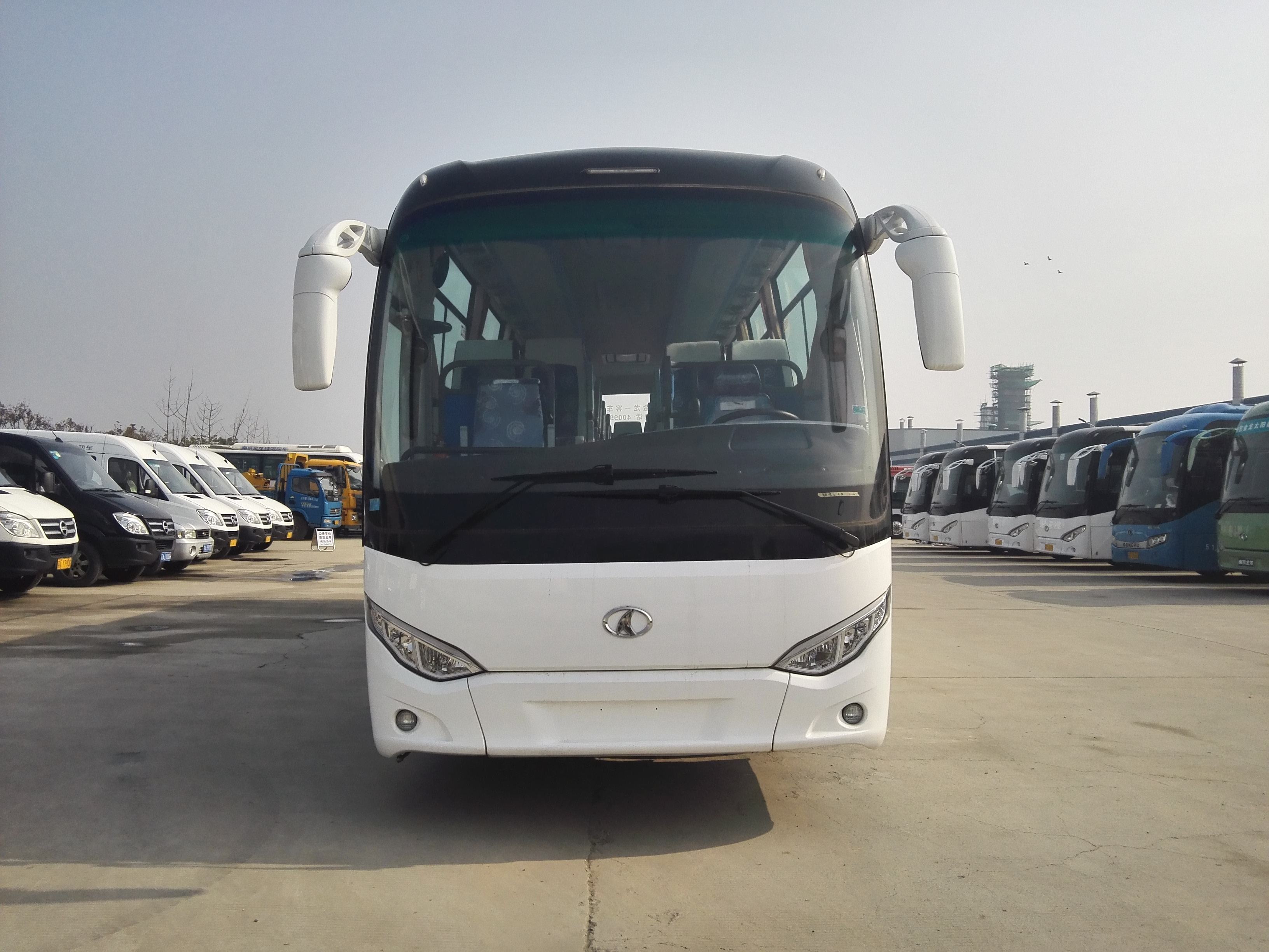 12m 50 Seat Used Luxury Coach Bus with 4GR Engine Model and Max Speed 200 Km/h