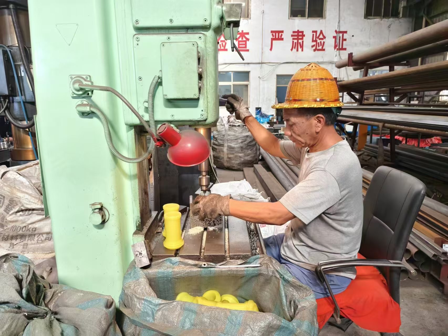 KH Peristaltic Pump Squeeze Hose Pump Liquids Conveying Pump Parts With Frequency Motor