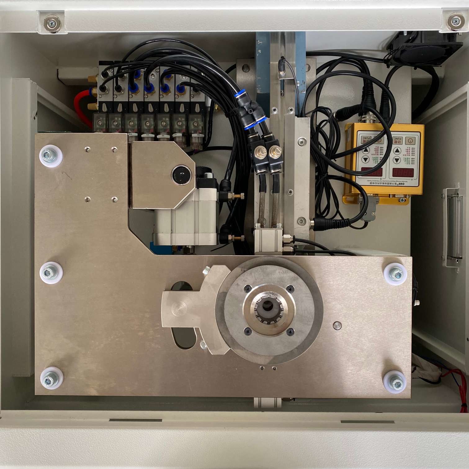 LED Bulb Custom Assembly Machine E27 Base locking machine 100W With Wire Cutting Function