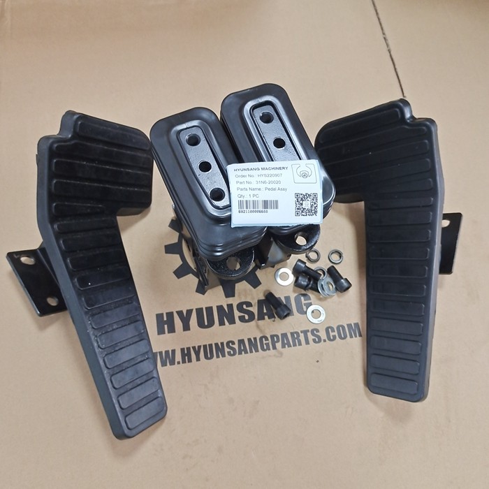 31N6-20020 Pedal Assy For R110-7 R110-7A R140LC-7 R140LC-7A R160LC7