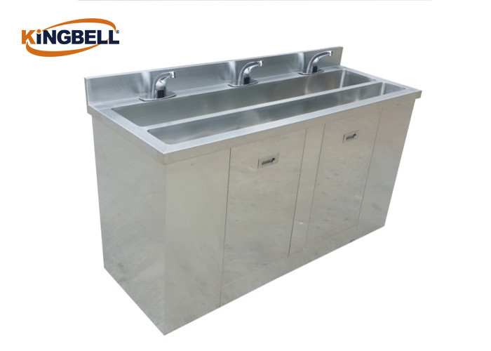 Three Person Medical Grade Stainless Steel Sinks Ergonomics Leakage Protection