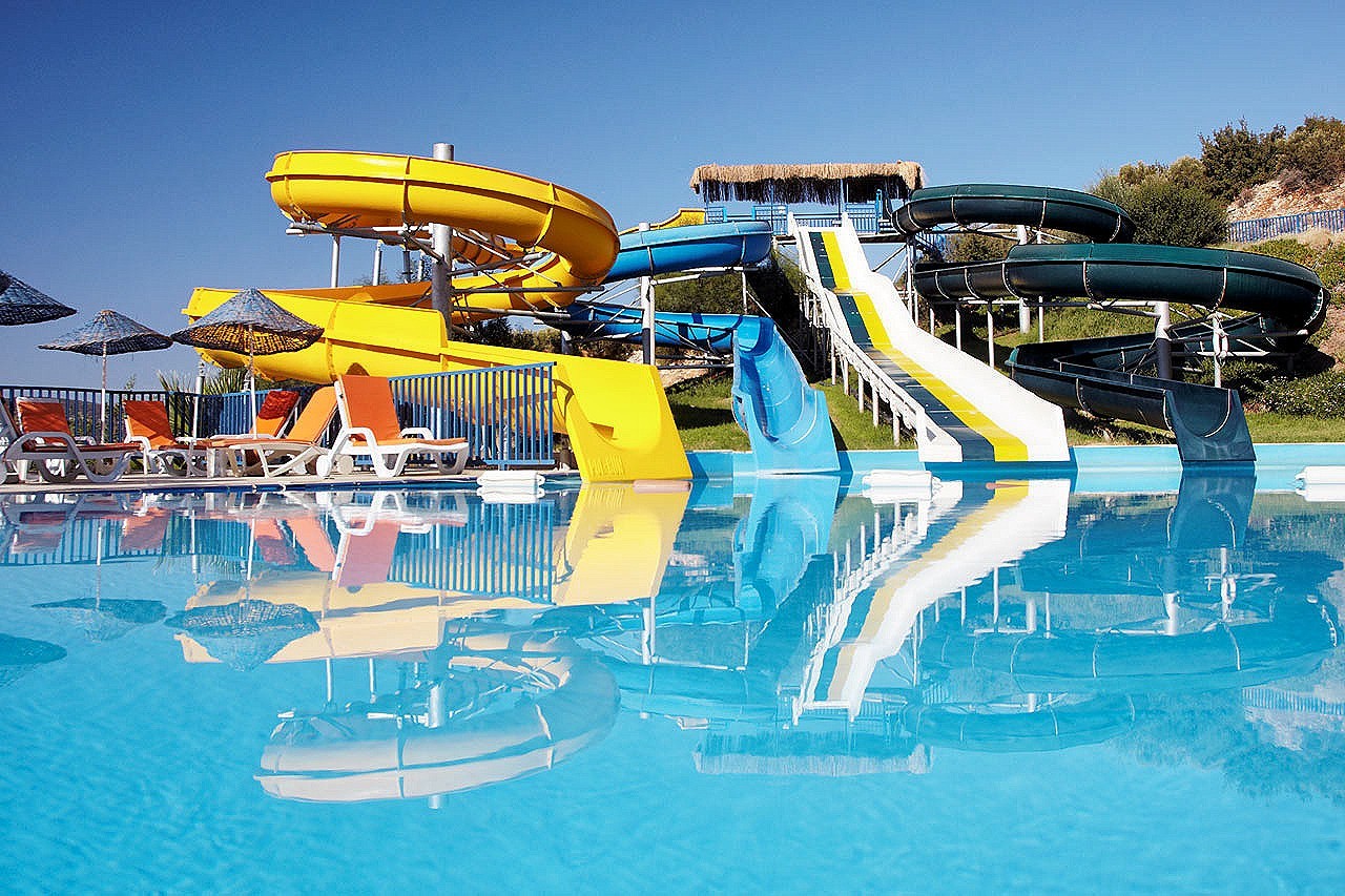 Water Playground Sports Swimming Pool Equipment Toy Fiberglass Tube Slide