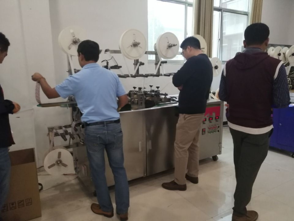 KC-360N-D Automatic Adhesive Bandage Manufacturing Machine for First Aid in 72x19mm Size