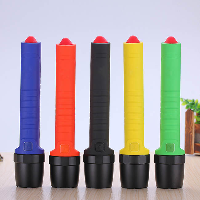 450Lm Colorful Rechargeable LED Flashlight 18650 Rechargeable Battery