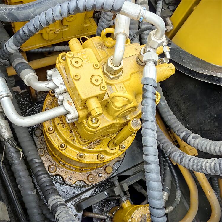 Heavy Industry Machinery Equipment SANY135 SANY215 Excavator Operating Weight 20900KG