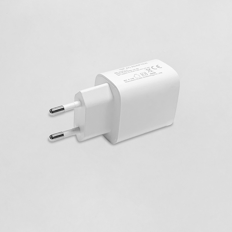 5V 3A GaN Fast Charger PD 20W GaN Usb C Charger With Fireproof PC Material