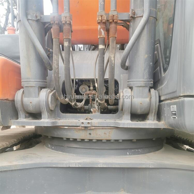 DOOSAN Dx530 Excavator Affordable and Energy-Saving for Second Hand Crushing Needs