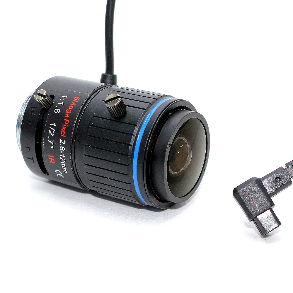 Manual zoom 2.8-12mm wide angle HD 5 million automatic aperture face recognition CS port road monitoring mirror