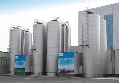 Cylinder Horizontal Milk Storage Tank , Stainless Steel Outdoor Milk Warehouse