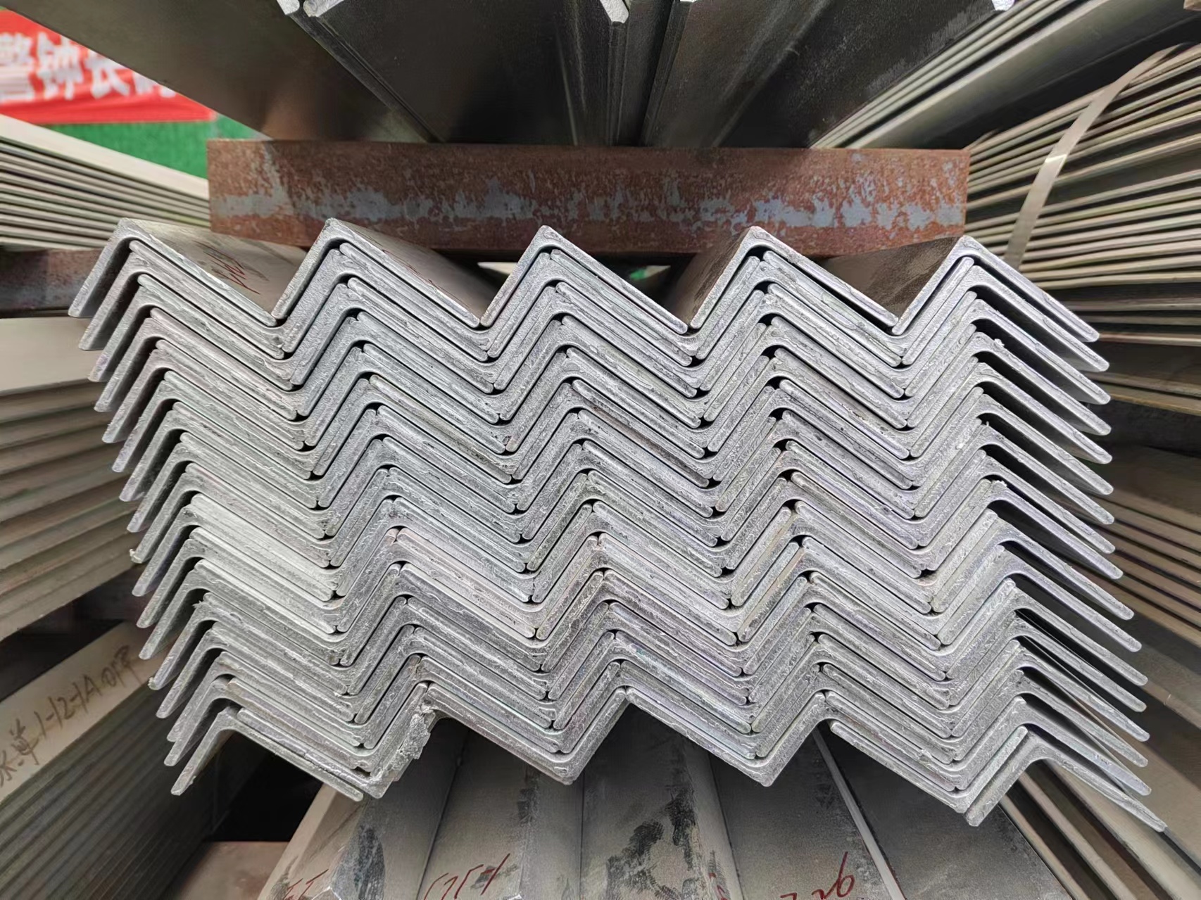 Non-Alloy Q235 L-Shaped Profile Flat Angle Steel with Invoicing by Actual Weight