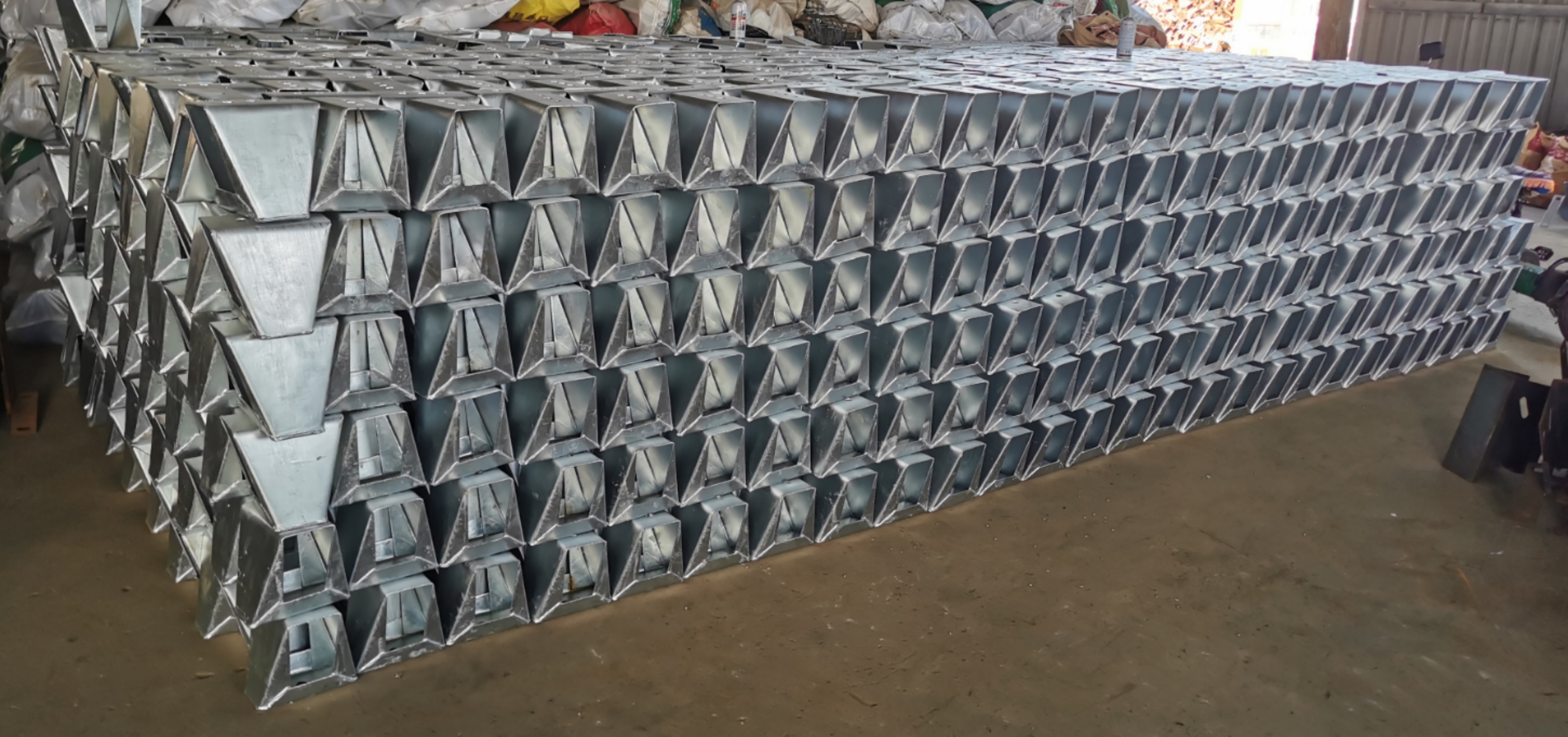 ISO 9001 W Beam Anti Collision Guardrail Galvanized Steel Highway Guardrail