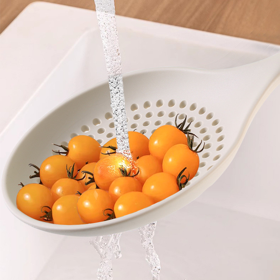 Silicone Strainer Scoop Colander Slotted Pasta Spoon Heat Resistant 600 °F Slotted Ladle Spoons For Kitchen Cooking Tool