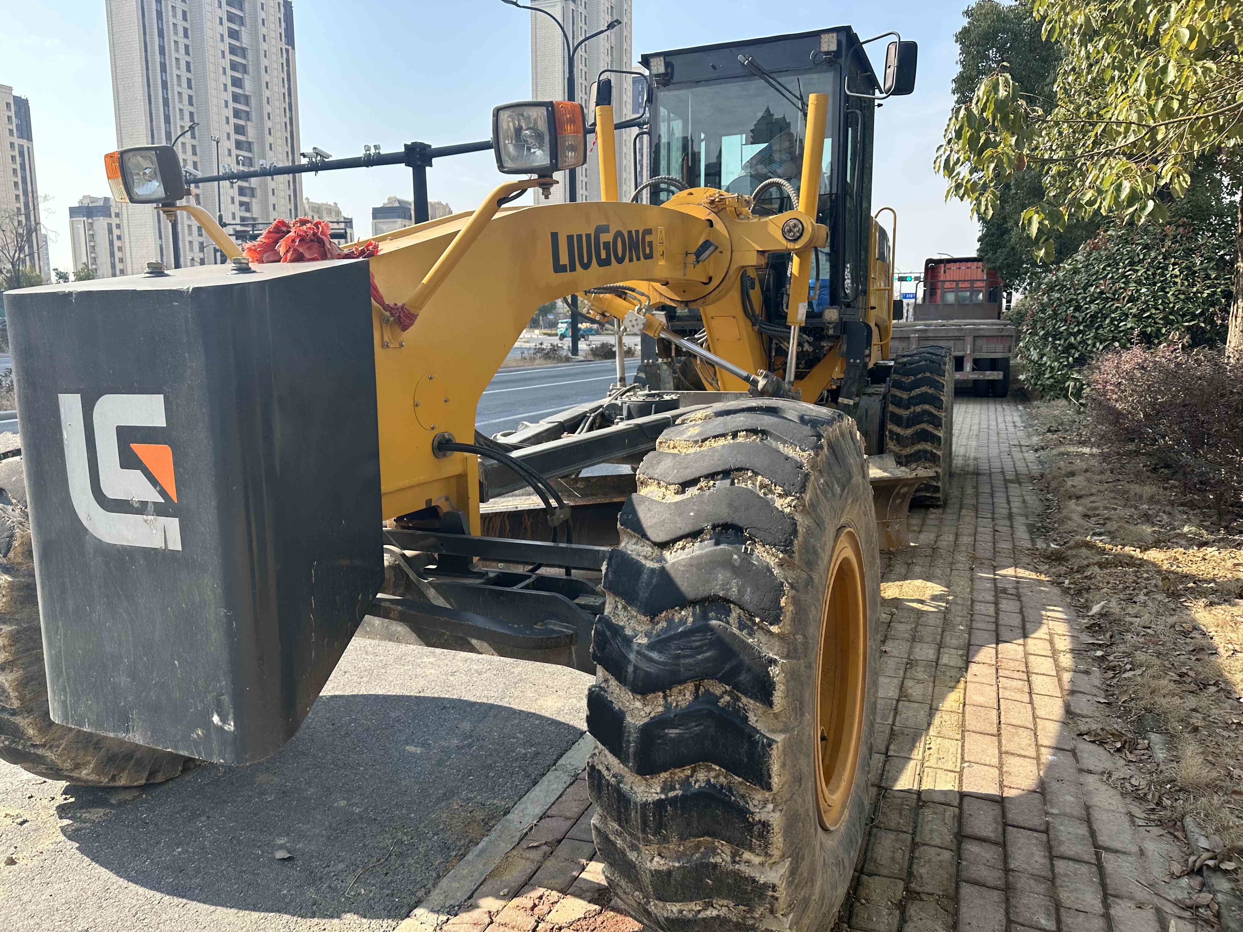 Liugong 4180D Used Motor Grader 15.5 ton Secondhand 142kw