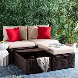 chaise lounge