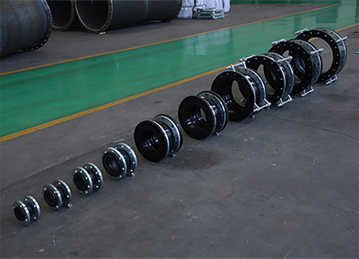 Good Noise Reduction Single Sphere Flexible Rubber Joint For Water And Chemical Resistance