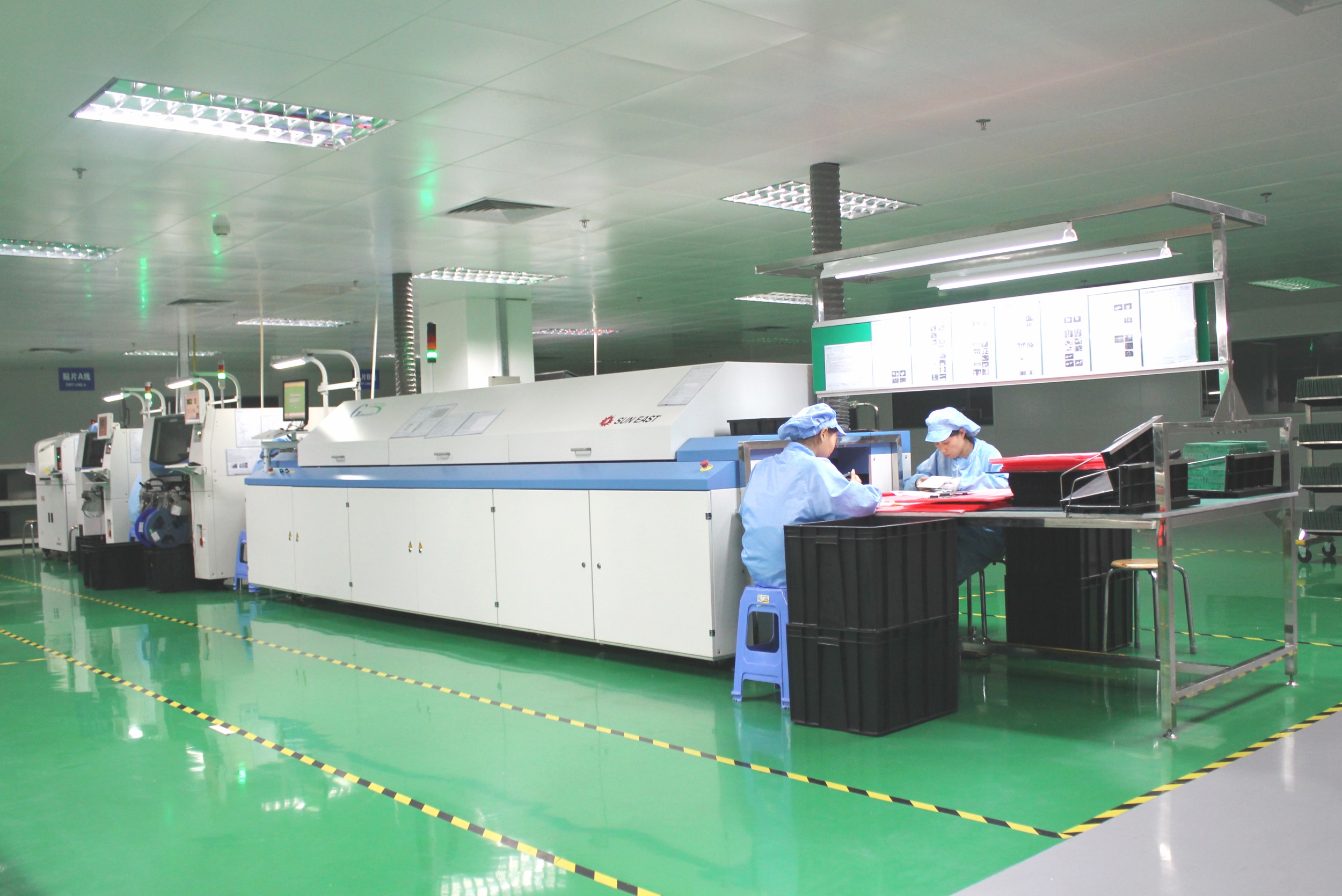 Outdoor Transparent Led Display Screen For Shopping Mall Storefront Curtain