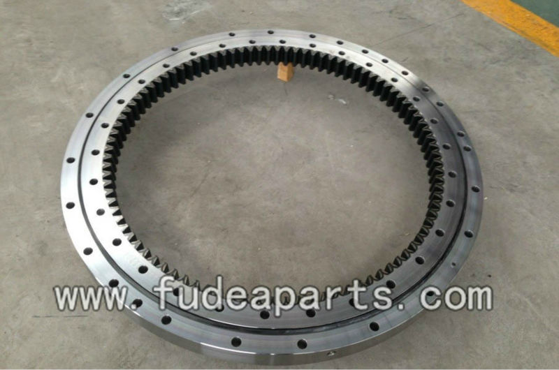 Excavator Slewing Ring Bearing Komats Slewing Bearing for Construction Machinery