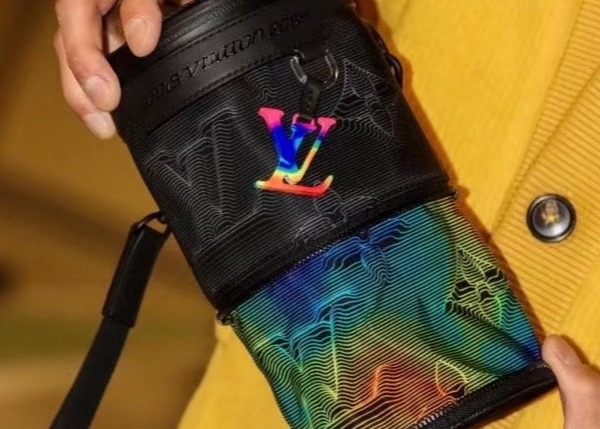 Cylinder Iridescent Expandable Crossbody Bag 3D Effect Printing