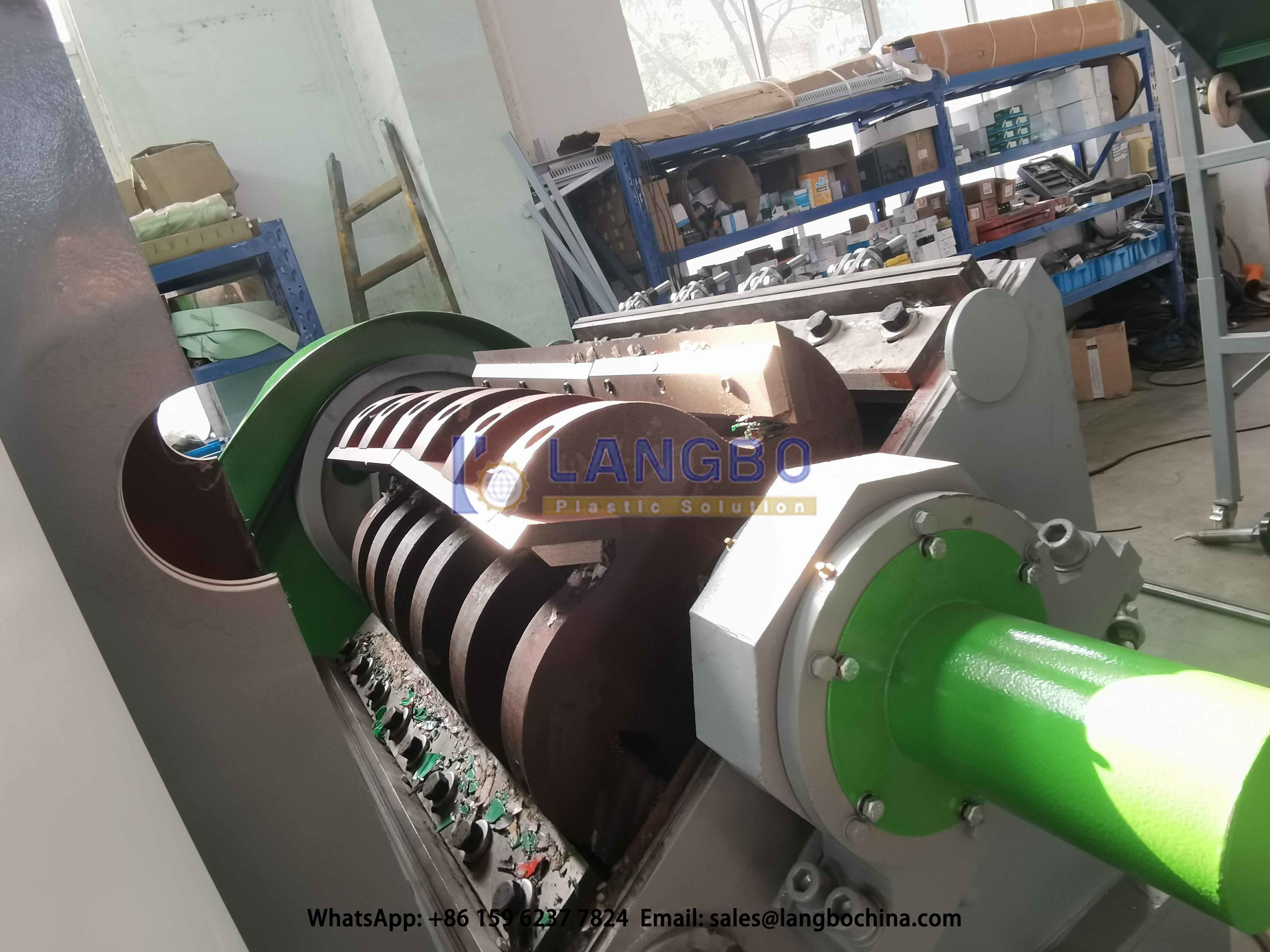 37KW Crusher For PVC Pipes Plastic Waste Recycling Machine Line