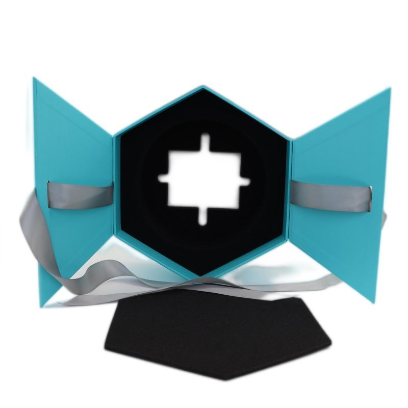 Custom Luxury Fancy Paper Gift Box With Ribbon Matt Lamination UV Coating
