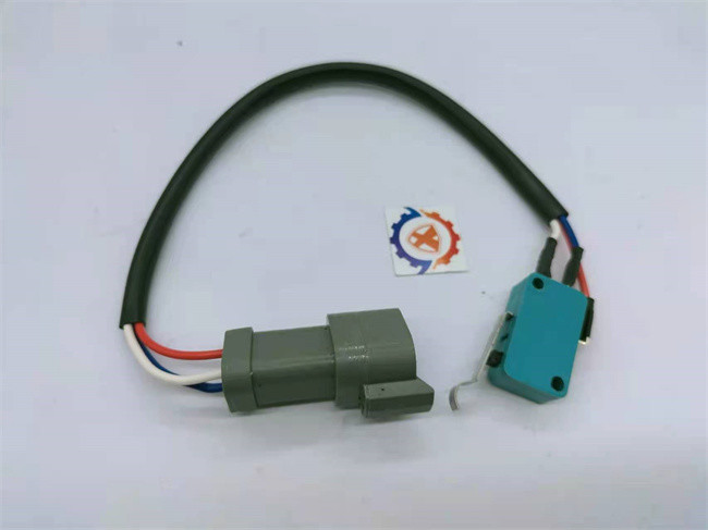 21N8-20300 Excavator Electrical Parts Switch Micro For R200-7 R210LC-7 R305LC-7