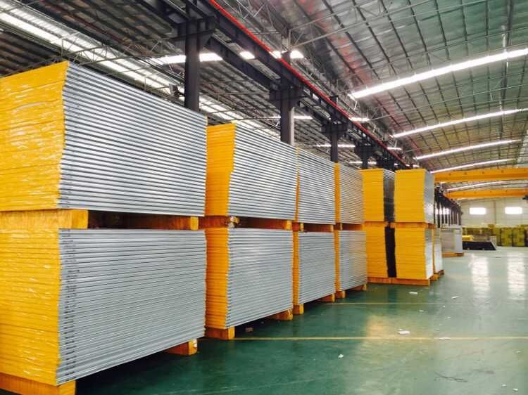 75mm Fiber Glass Wool Sandwich Color Steel Sheet