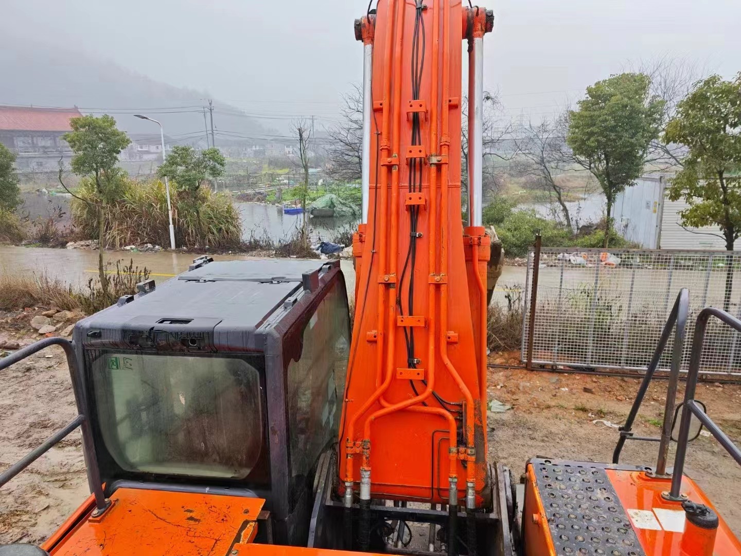 Japanese Original Imported Hitachi ZX350-5G Excavator For Sale At A Discount