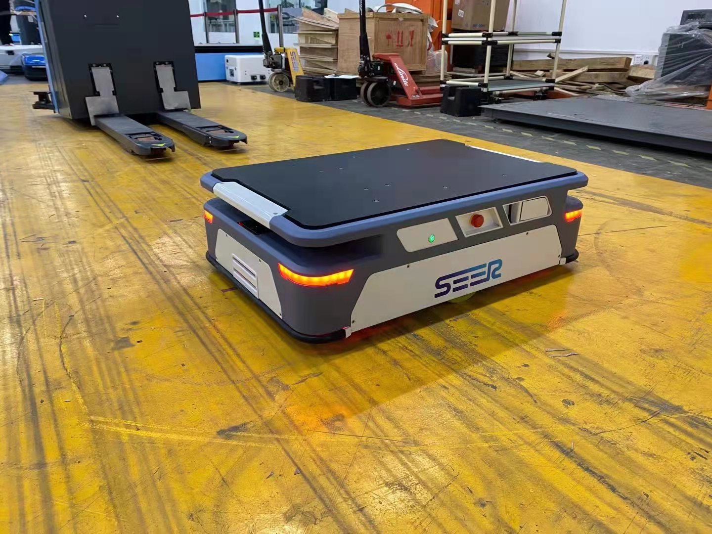 AMB150J AGV Robot laser SLAM navigation 150kg AGV with lifting module
