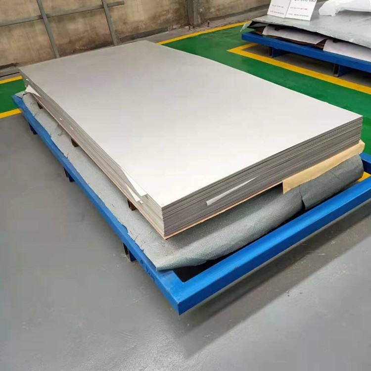 1000mm-2000mm Width Silver Titanium Plate for Heavy-Duty Applications