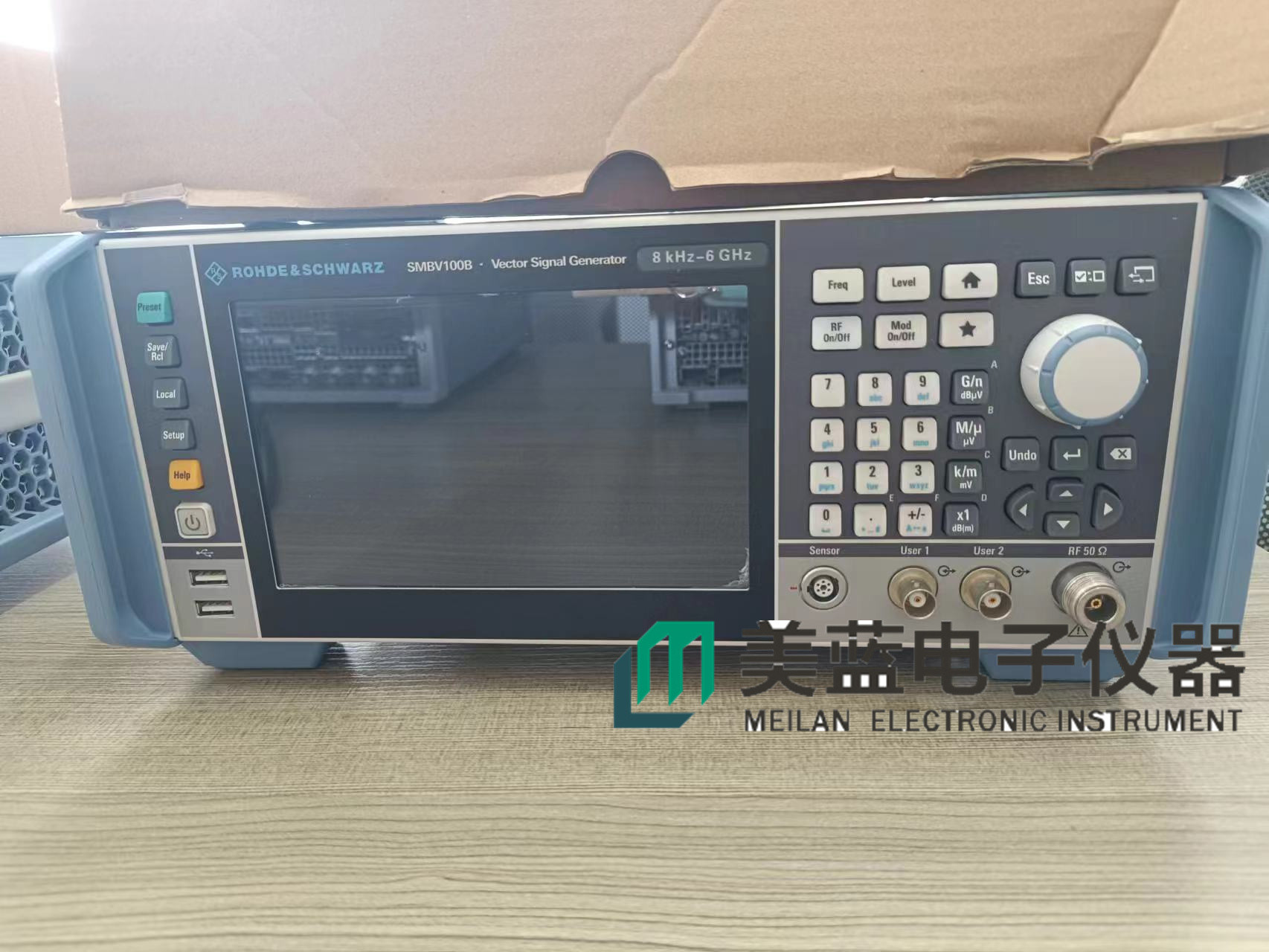 Rohde Schwarz Signal Generator SMBV100B Vector Signal Generator 6GHz