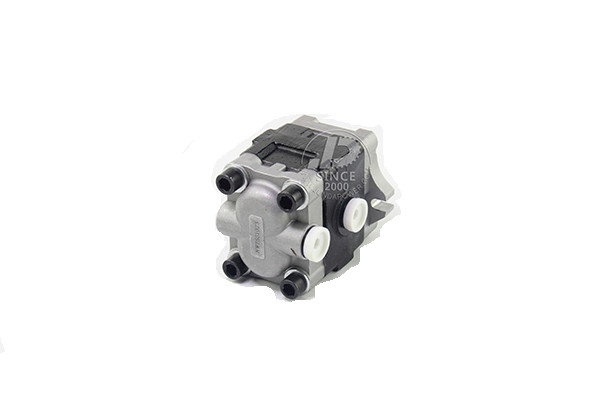 NACHI PVD-2B Single Hydraulic Gear Pump Excavator Pilot Pump